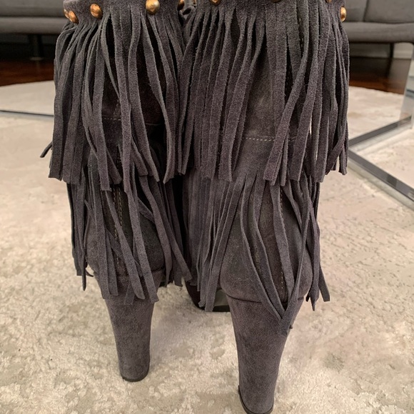 Exe Slouchy short heeled boots - Picture 5 of 7